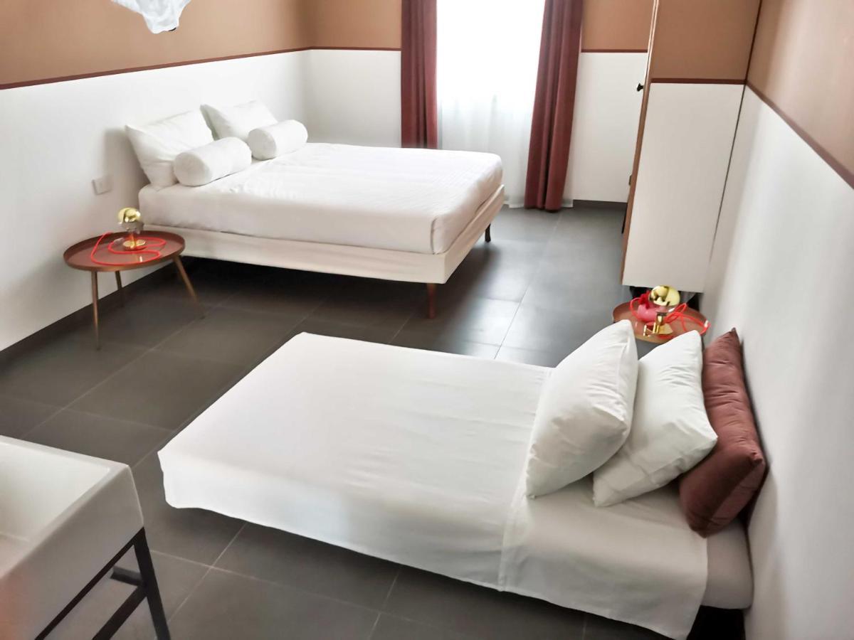 Casa Sebina - Your Design Home On The Lake - 3 Bathrooms 3 Bedrooms Desenzano del Garda Exterior foto